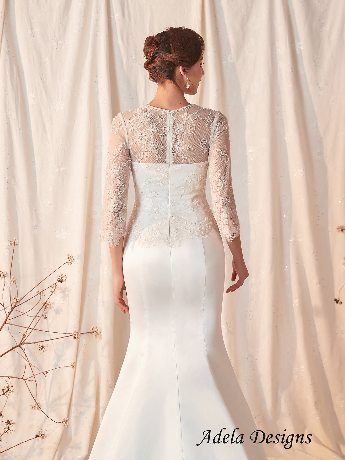 Elegant Long-Sleeve Lace Satin Mermaid Wedding Dress with Illusion Neckline and Sweetheart Bodice, Featuring Delicate Details