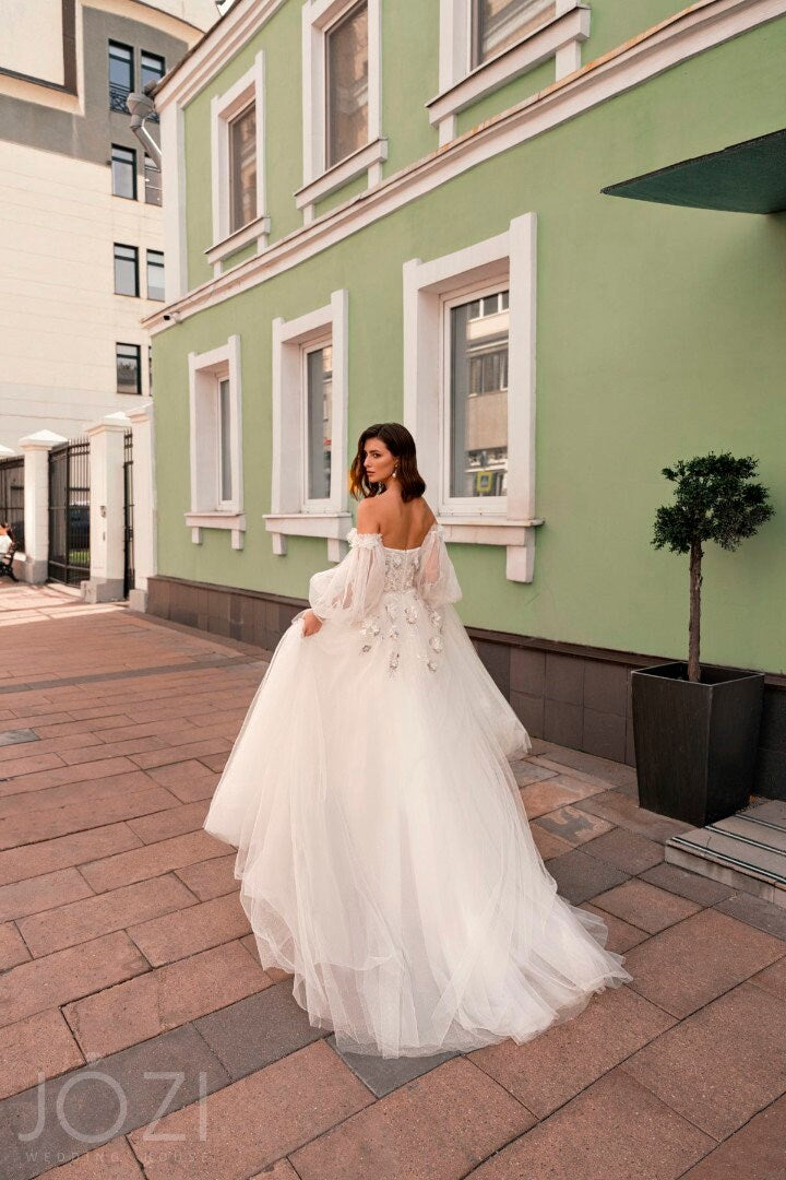 Custom Sized Classic Sleeveless Strapless Sweetheart Neckline Open Back Wedding Dress Bridal Gown Floral Lace Removable Sleeves Aline Blue