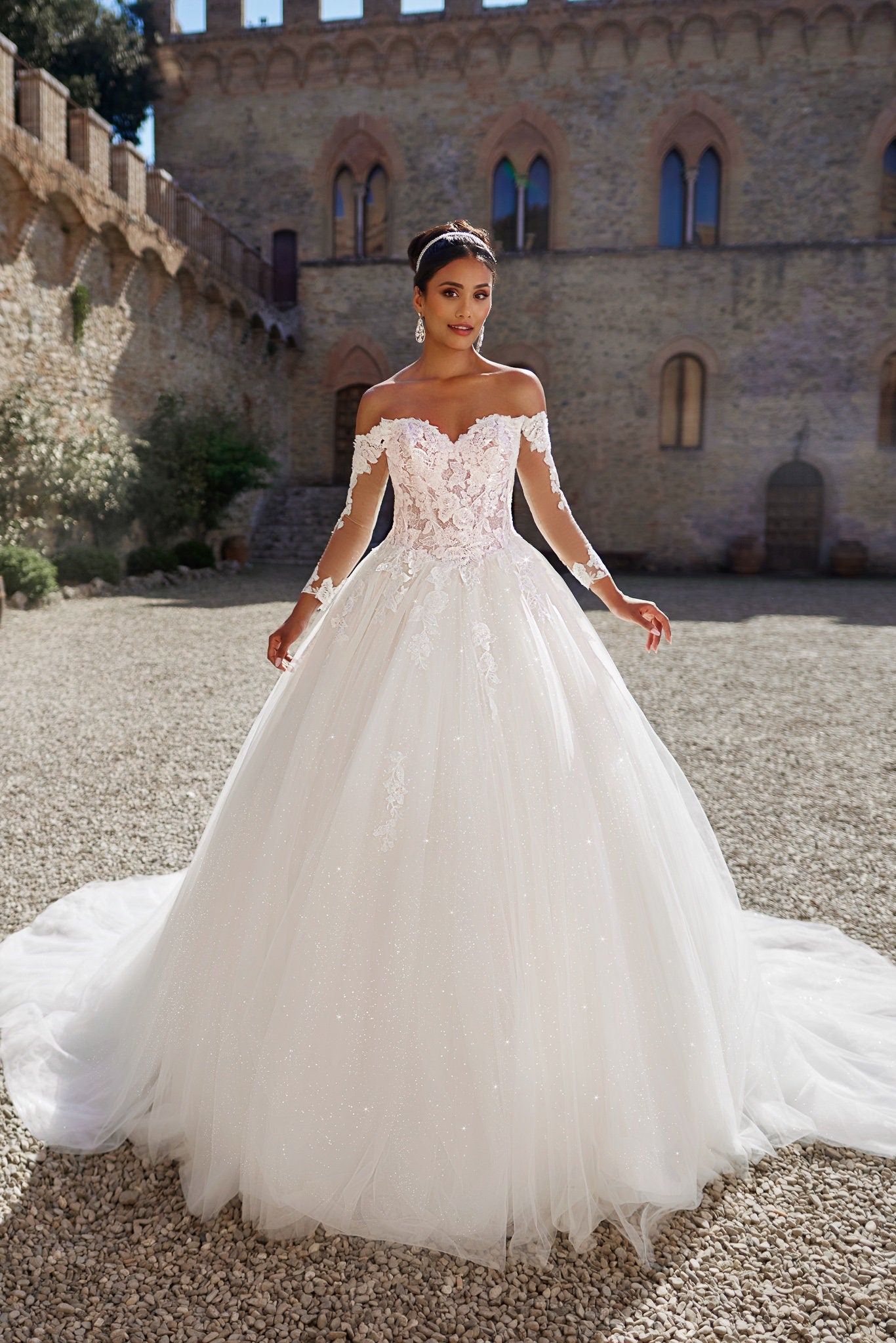 Ball gown fashion off shoulder wedding dress