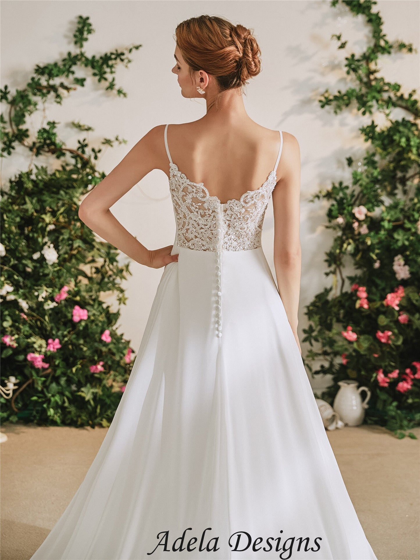 Simple Minimalist Full A-Line Halter Spaghetti Strap Sleeveless Chiffon Boho Beach Bridal Gown Wedding Dress Open Back