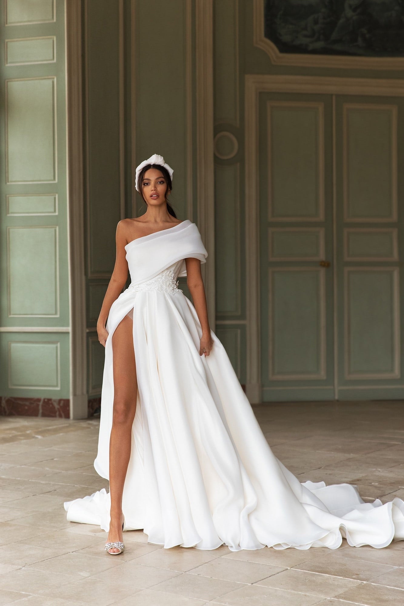 Pollardi "Queenliness" Wedding Gown | One-Shoulder High Slit Bridal Dress A & M Enterprises Bridal Pollardi "Queenliness" Wedding Gown | One-Shoulder High Slit Bridal Dress A & M Enterprises Bridal