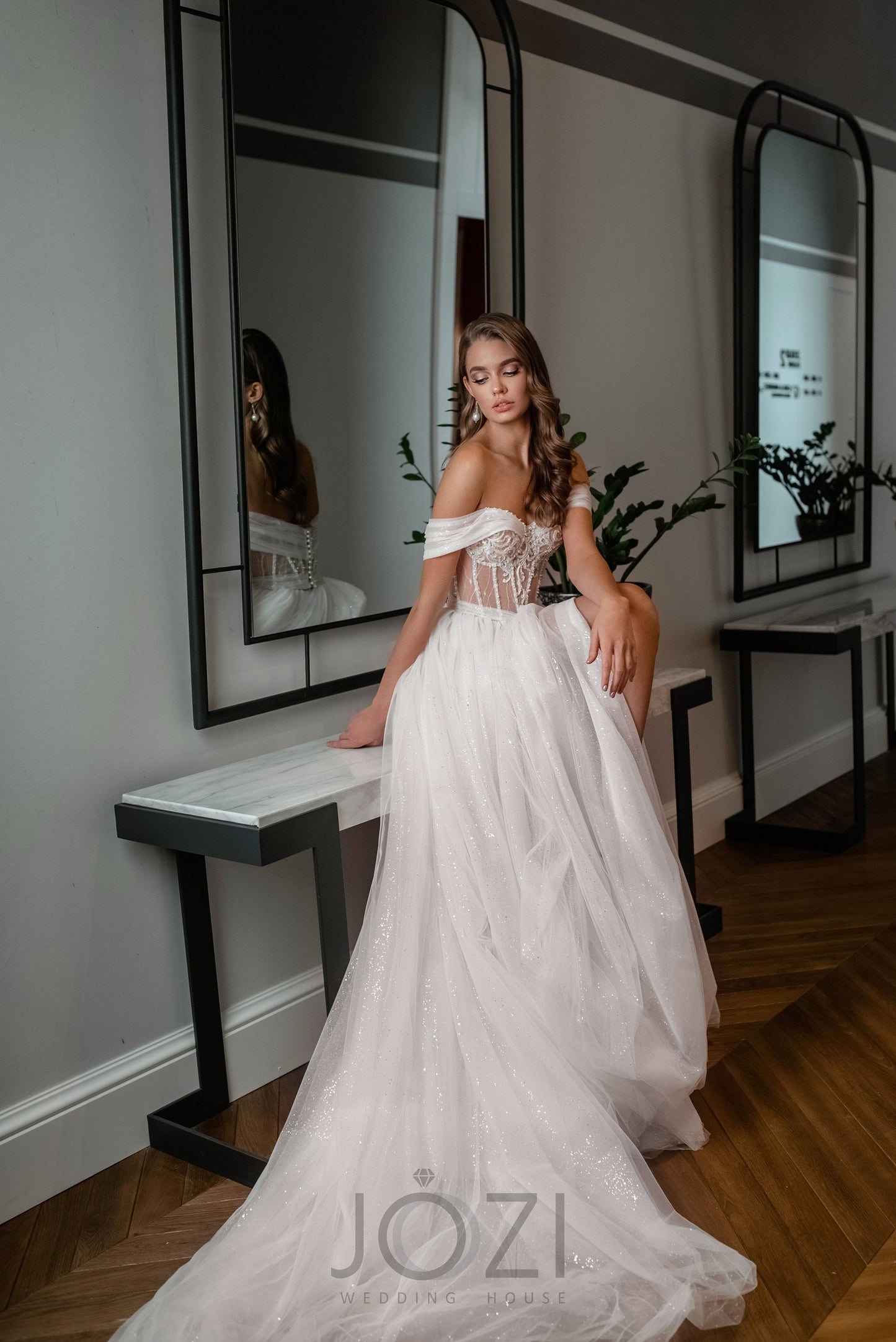 Romantic Luxury Corset Bustier Bodice Off the Shoulder Aline with Slit Wedding Dress Bridal Gown Sparkle Train Beading Sleeveless