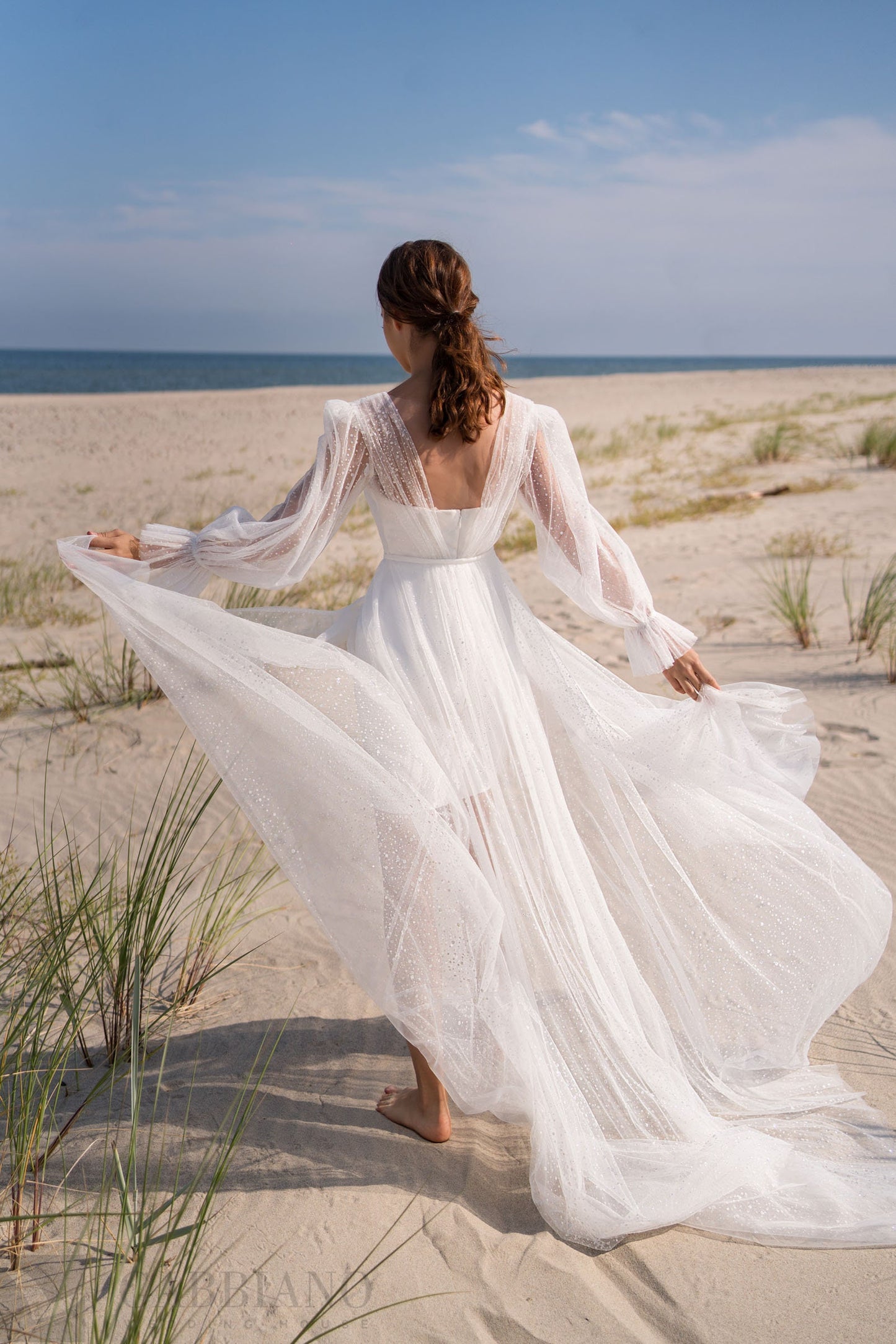 Minimalist Simple Short Pencil Skirt ALine Over Dress Sweetheart Neckline Off White Wedding Dress Bridal Gown Crepe Lace