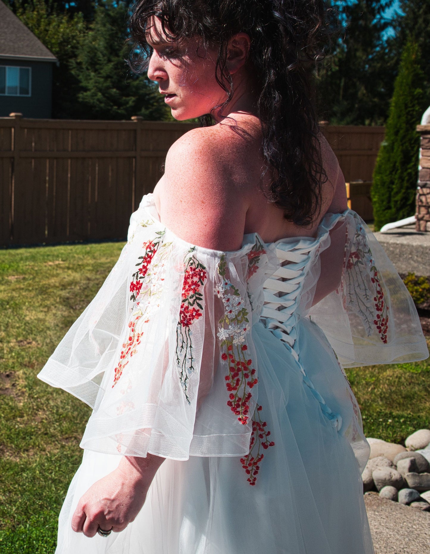 Evening Dresses Light Ivory with Colorful Embroidery Prom Off Shoulder Long Wedding Dress Bridal Gown