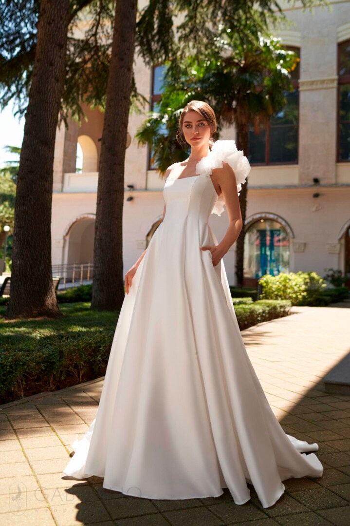 Minimalistic Wedding Dress Bridal Gown with Straps, Mikado Long Semi-Fluffy Skirt Aline Silhouette Off White Sleeveless Open Back Zipper