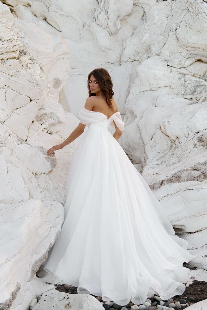 Elegant Off the Shoulder A-Line Wedding Dress Timeless Bridal Gown Straight Neckline Open Back Beautiful Flowing Train