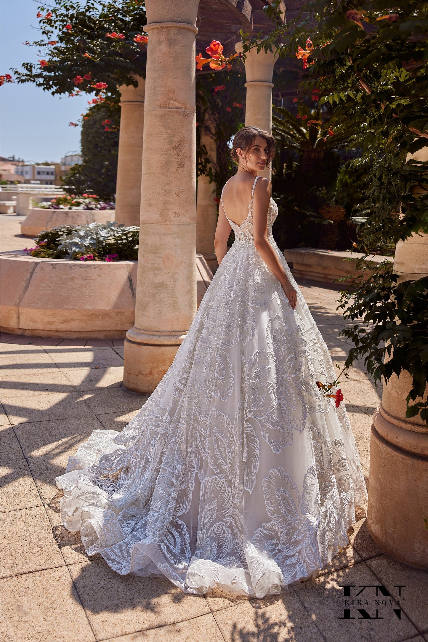 Beautiful Romantic Sleeveless with Straps Wedding Dress Bridal Gown Aline Floral Fabric Unique Design Open Back Full Skirt Short Train Style