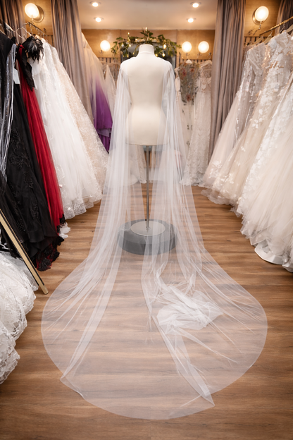 Pearl Draped Cape Veil