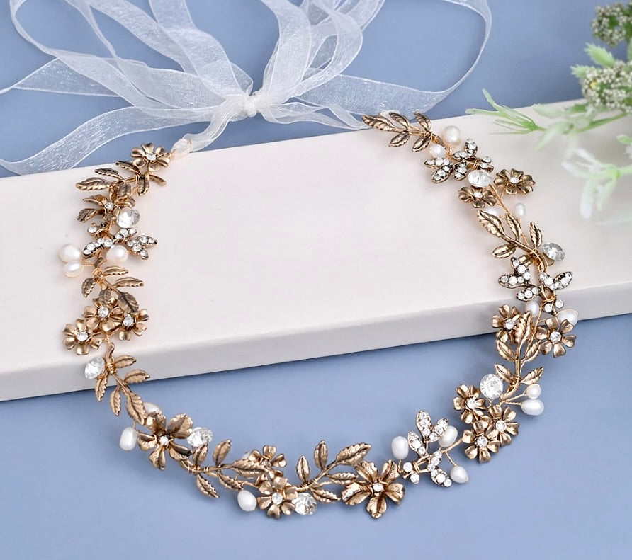 "Avalon" - Vintage Pearl and Rhinestone Bridal Belt