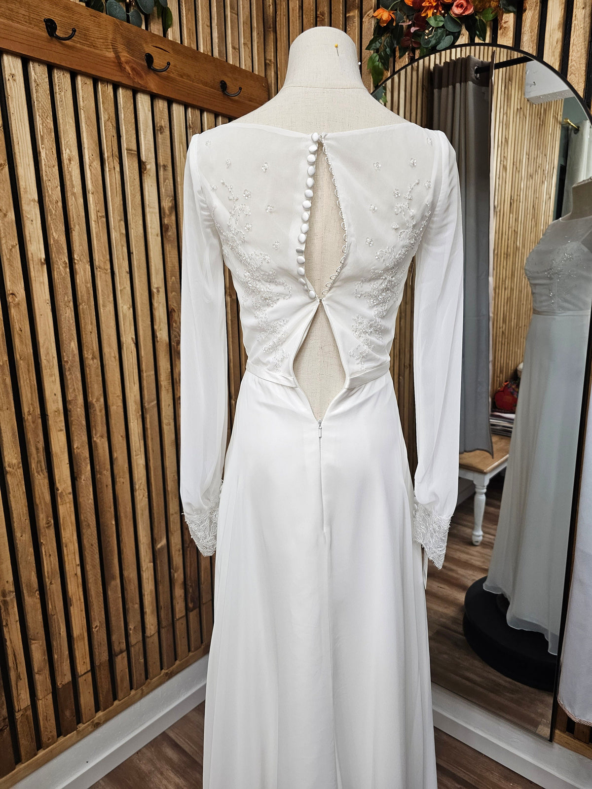Vintage Style Boat Neckline Long Sleeves Minimalist Chiffon ALine Wedding Dress Bridal Gown Short Train Covered Back Buttons Lace