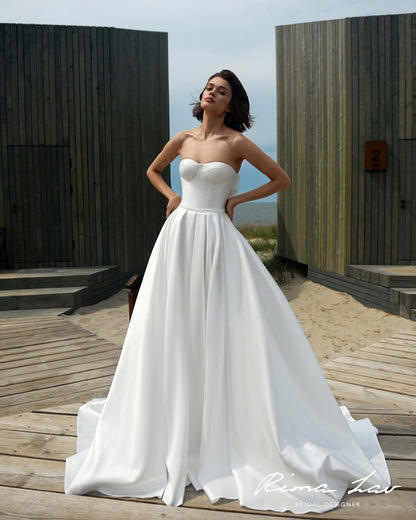 Modern Minimalist Sleeveless Strapless Sweetheart Neckline Aline Wedding Dress Bridal Gowns Plus Size Train Simple Classic Design Bustier