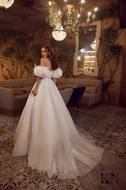 Classic Ball Gown Wedding Dress Gathered Waist Bodice Off the Shoulder Rose Puff Sleeves Sweetheart Neckline Minimalist Bridal Gown