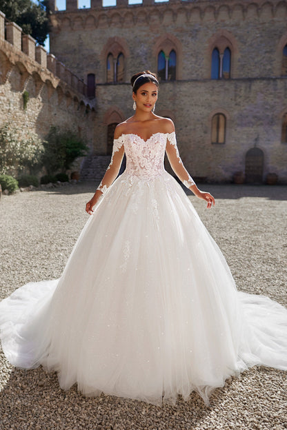 JC25808 – A & M Enterprises Bridal JC25808 – A & M Enterprises Bridal
