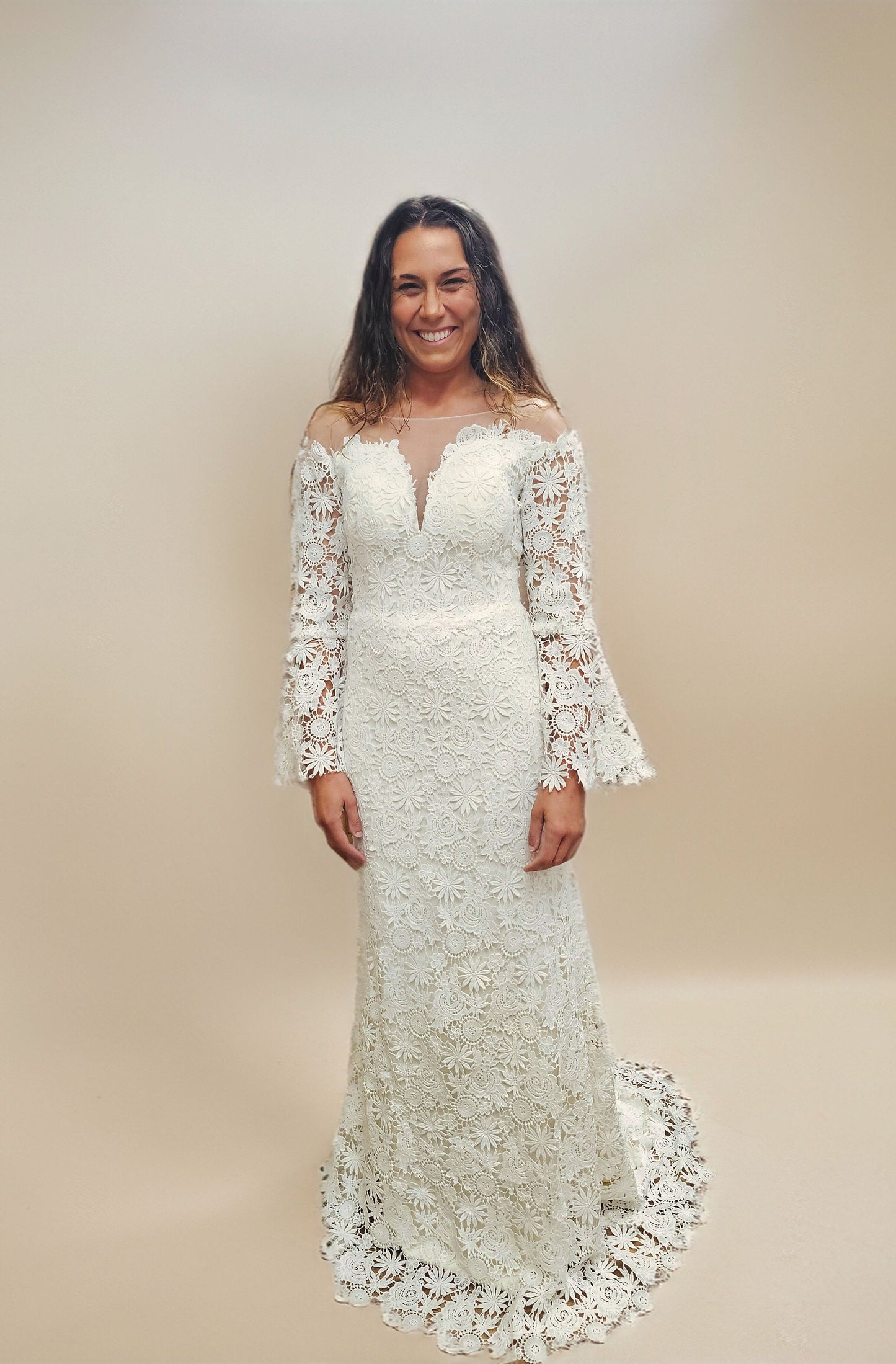 Elegant Boho Lace Long-Sleeve Wedding Dress with Floral Patterns and Flared Cuffs Bell Sleeve Fit and Flare Style