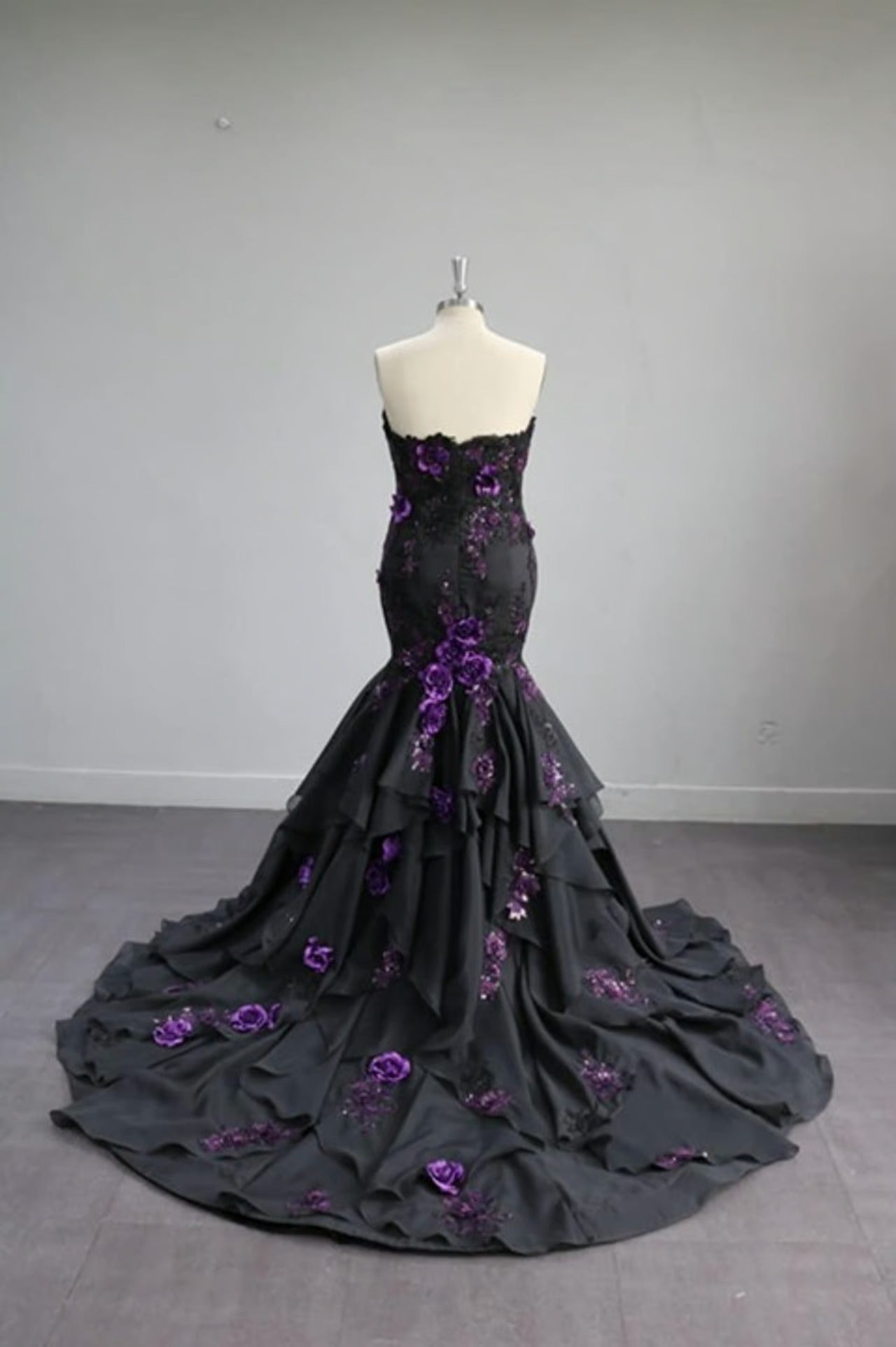 Alternative Black and Purple Wedding Dress Mermaid Style Size 14
