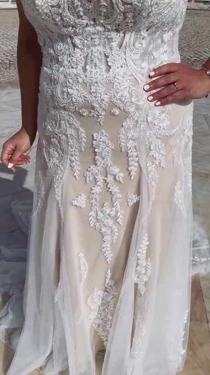 Beautiful Boho Fit and Flare Detachable Illusion Lace Sleeves Sweetheart Neckline Wedding Dress Bridal Gown Open Back Train Strapless