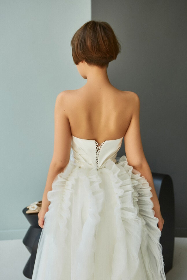 Sleeveless Strapless Sweetheart Open Back Full Fluffy Aline Silk Satin Short Wedding Dress Bridal Gown Ankle Length