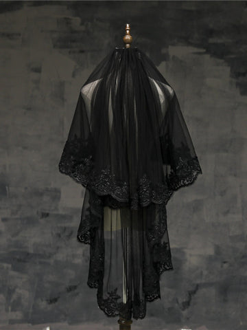 Unconventional Gothic Black Bridal Veils SoftTulle Fingertip Wedding Veil Luxury 3 feet Lace Edge 2 Tiers