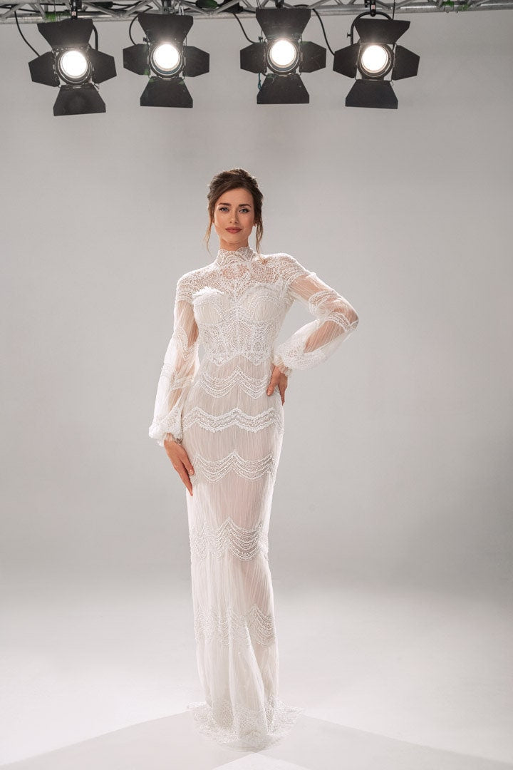 Beautiful Vintage Style All Over Lace Open Back Long Sleeve High Collar ALine Sheath Wedding Dress Bridal Gown Detachable Train