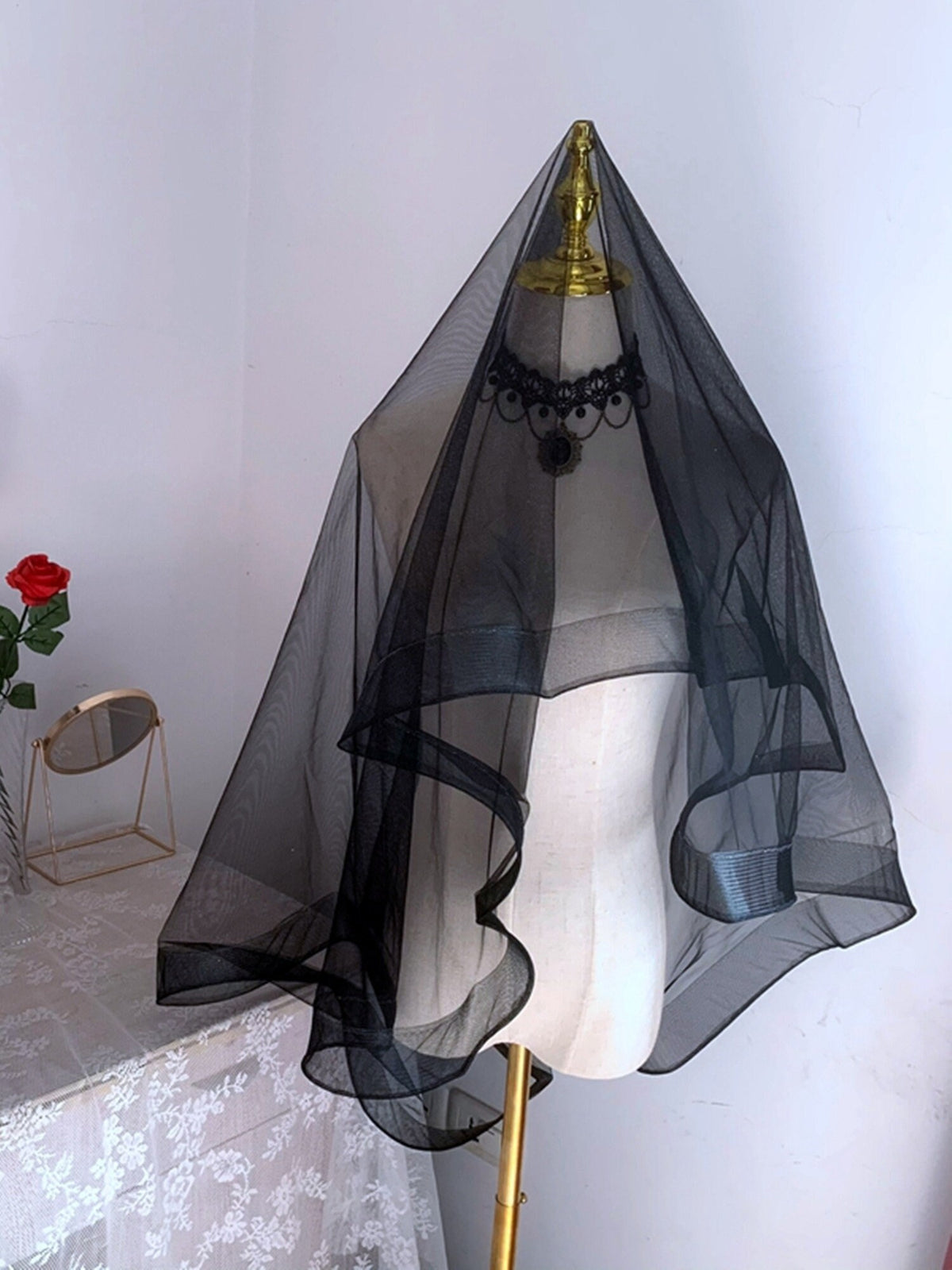 Unconventional Gothic Black Bridal Veils Soft Tulle Fingertip Wedding Veil Luxury 5 feet Horsehair Edge