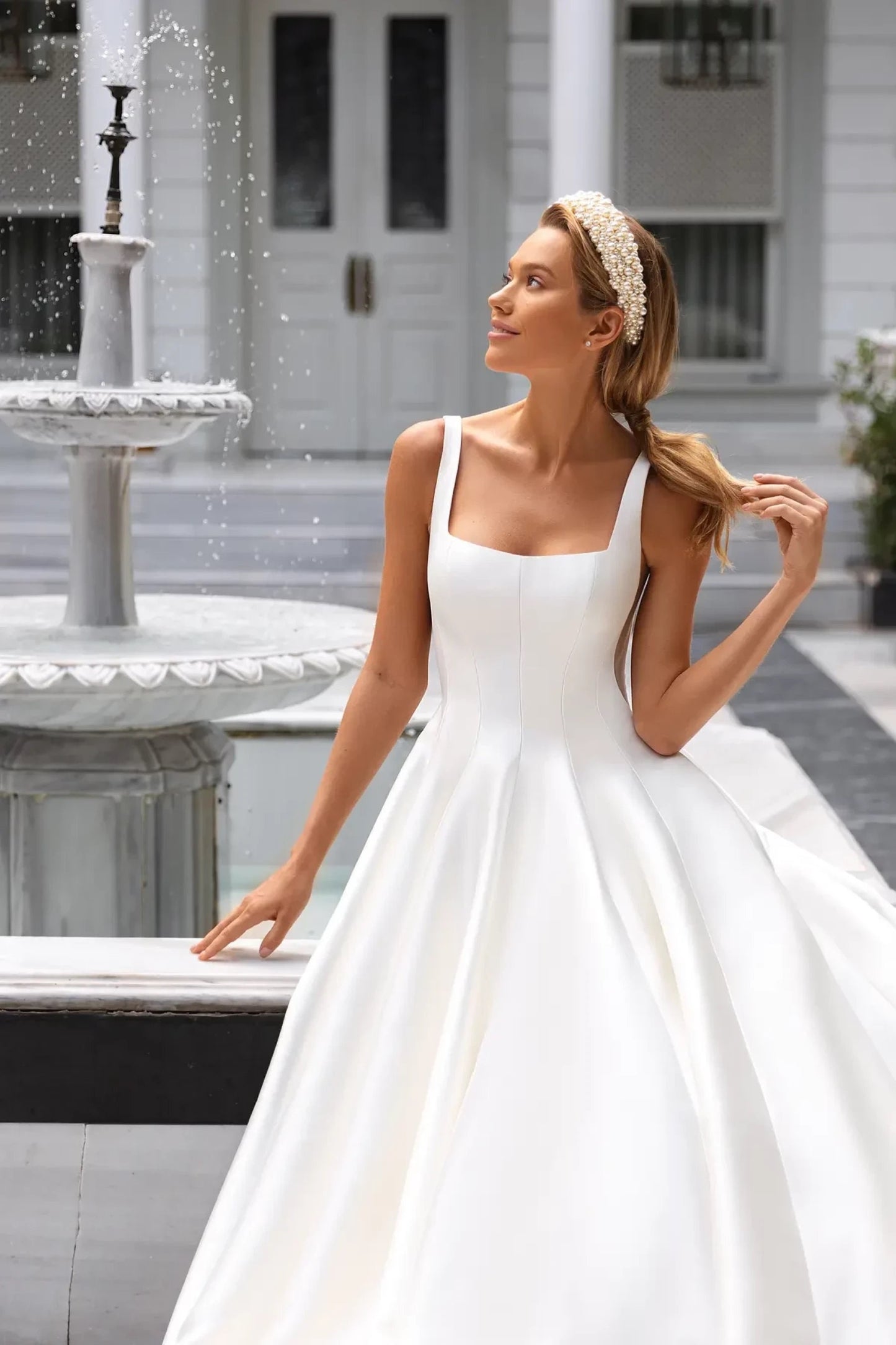 Beautiful Mikado Minimalist Wedding Dress Bridal Gown Sleeveless Square Neckline with Thin Straps Open Back Aline with Train