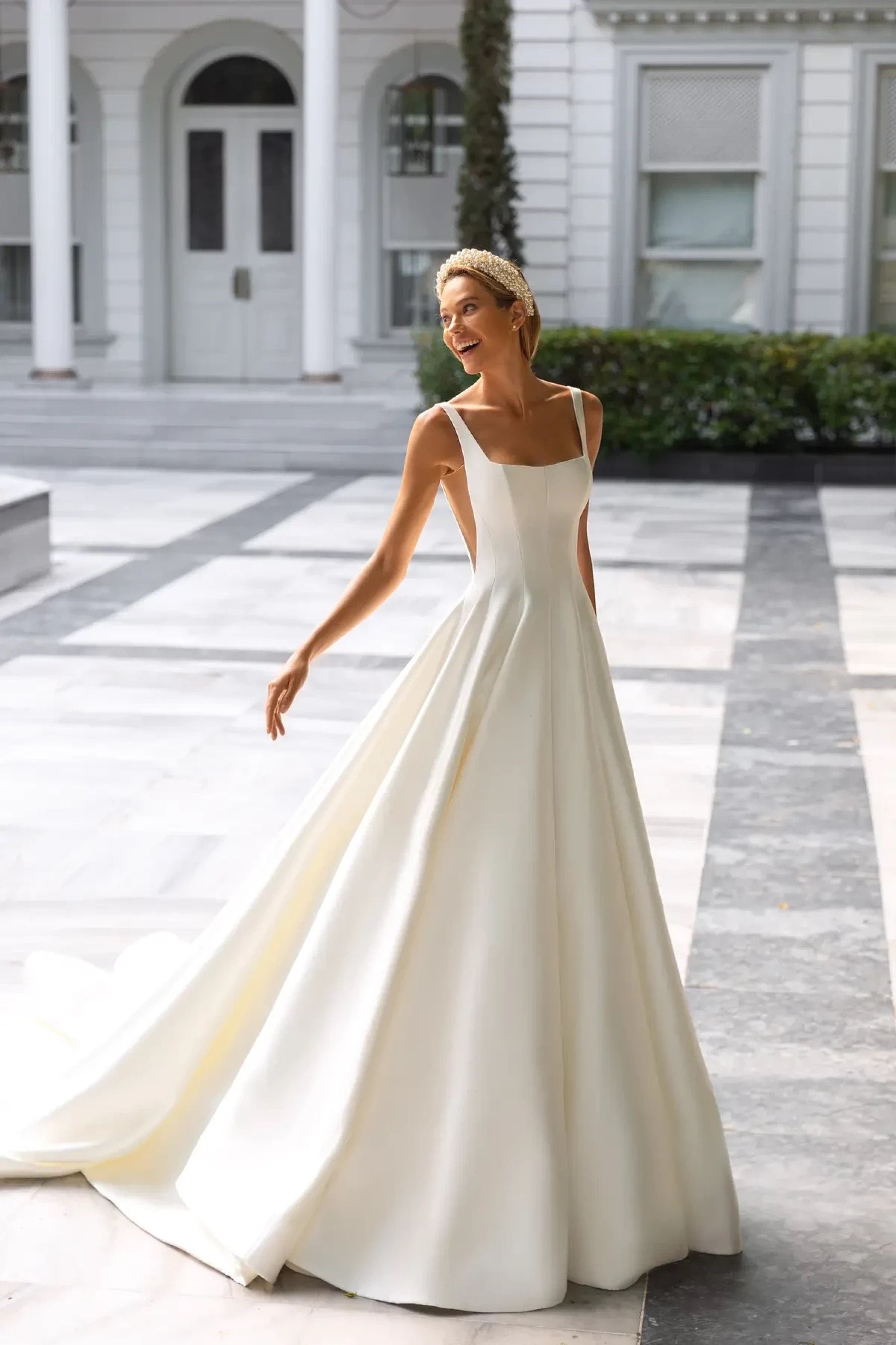 Beautiful Mikado Minimalist Wedding Dress Bridal Gown Sleeveless Square Neckline with Thin Straps Open Back Aline with Train