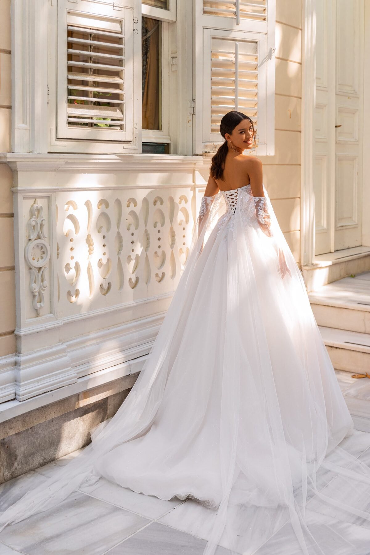Beautiful Unique Detachable Off the Shoulder Goddess Sleeves Sleeveless Simple Classic Wedding Dress Bridal Gown Aline Open Back