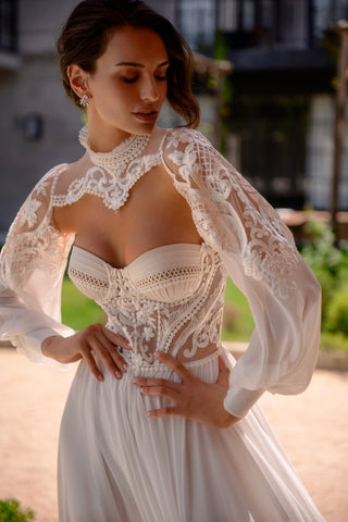 Classic Boho Style Bustier Sweetheart Neckline Detachable Long Sleeve High Collar Aline Wedding Dress Bridal Gown Open Back