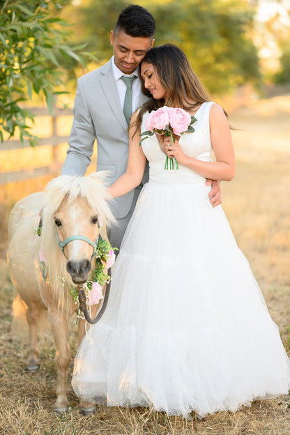 Vintage Boho Style Ankle Length Polka Dot Tulle Wedding Dress Bridal Gown Sleeveless Open Back V Neckline Aline