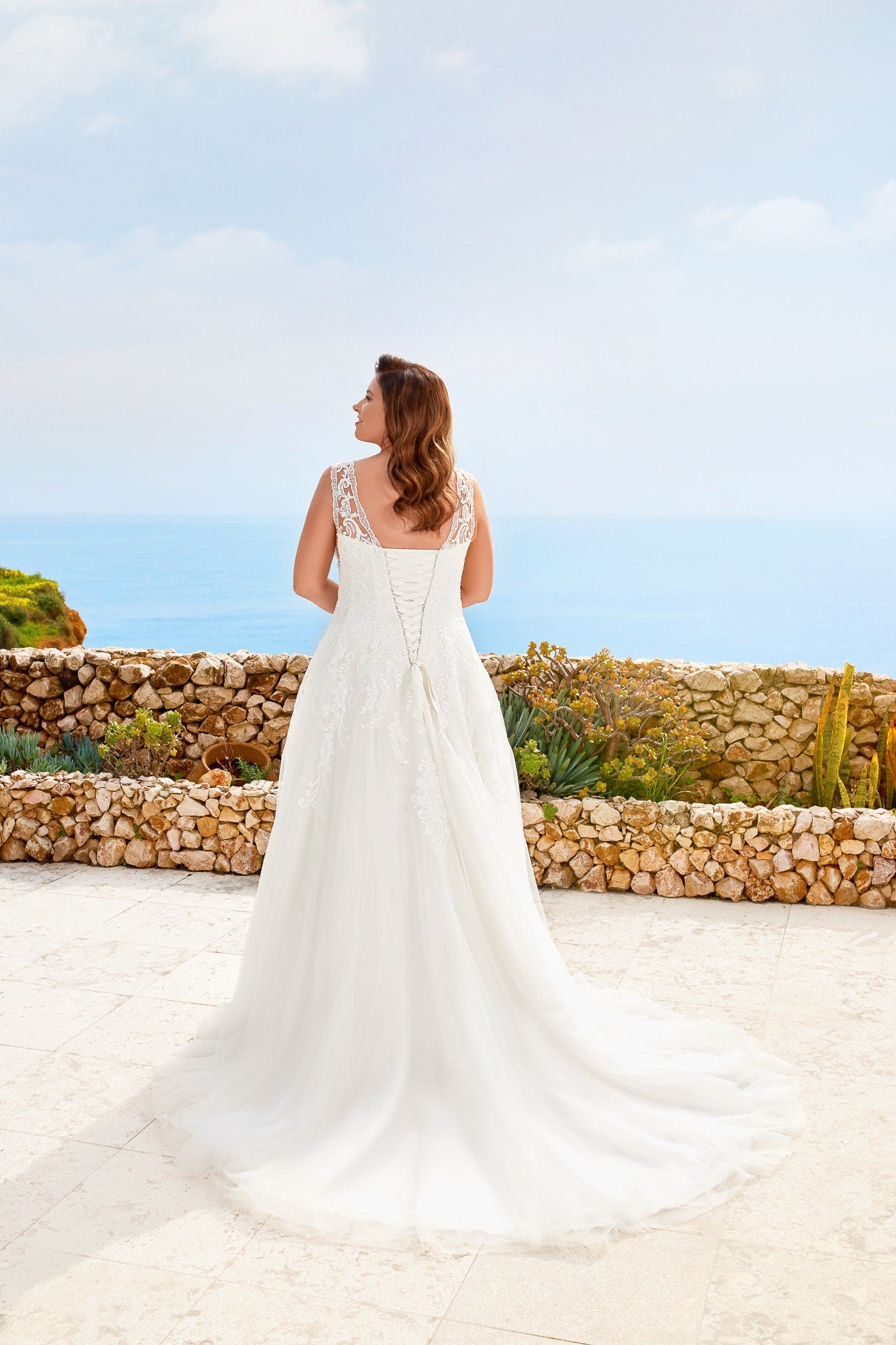 ME22302 A & M Enterprises Bridal ME22302 A & M Enterprises Bridal