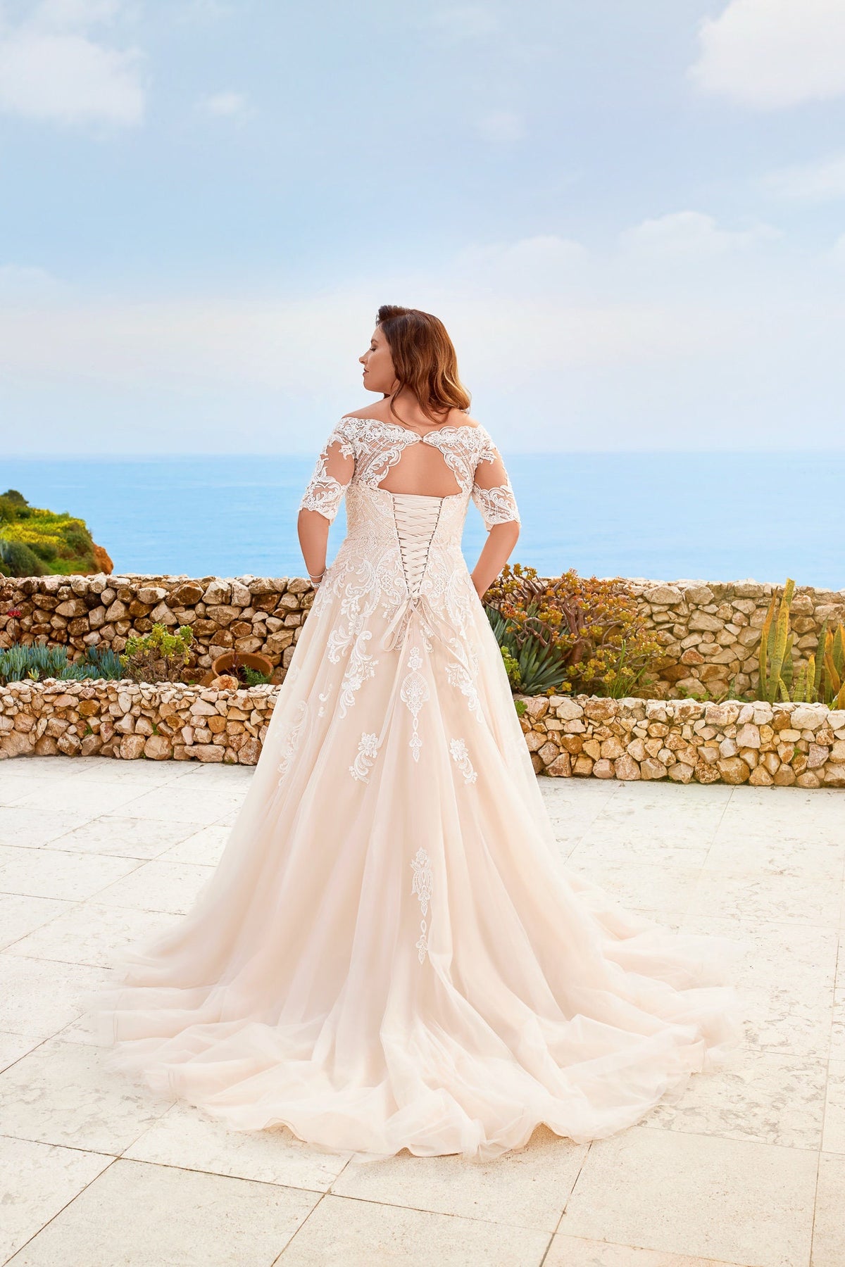 Classic Lace Bodice Short Sleeve Off The Shoulder Neckline Aline Wedding Dress Bridal Gown Ivory Blush Lace Up Corset Romantic Design