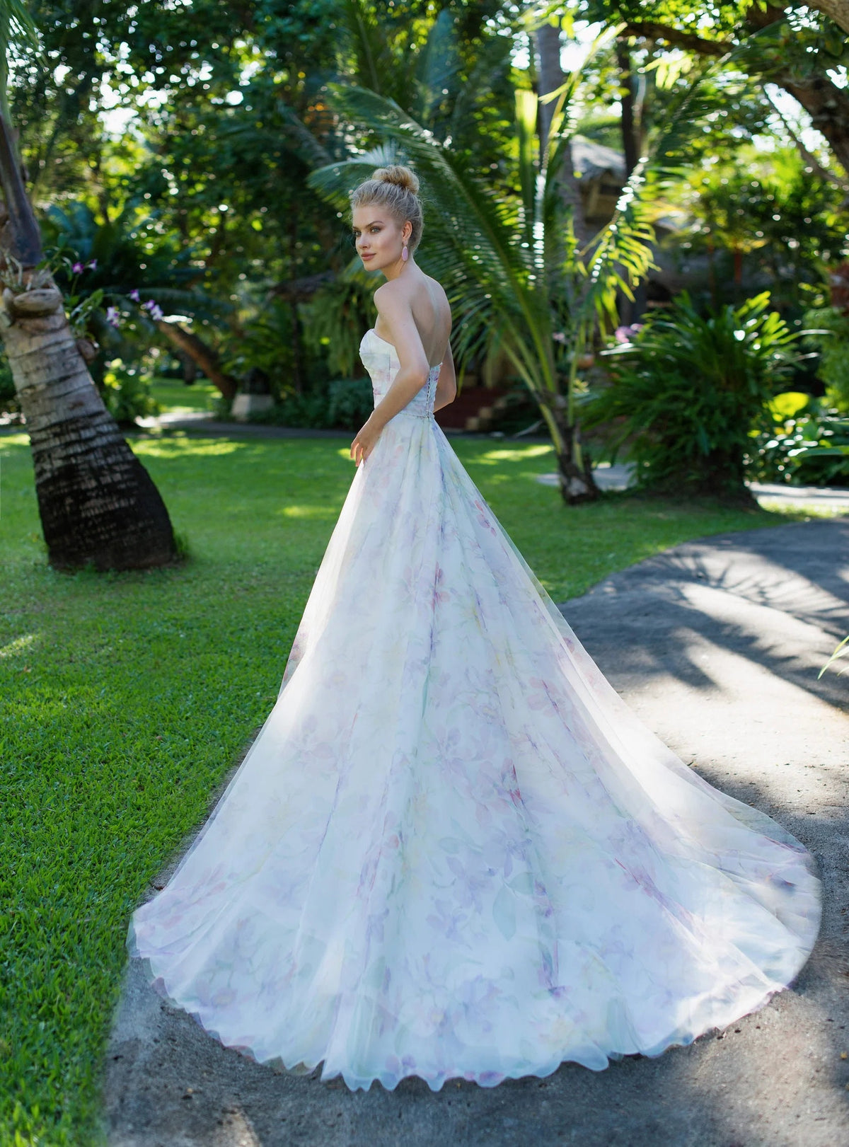 Modern Aline Sleeveless Strapless Floral Print Wedding Dress Bridal Gown with Train Corset Back Floral Details Unique Design Straight Neck