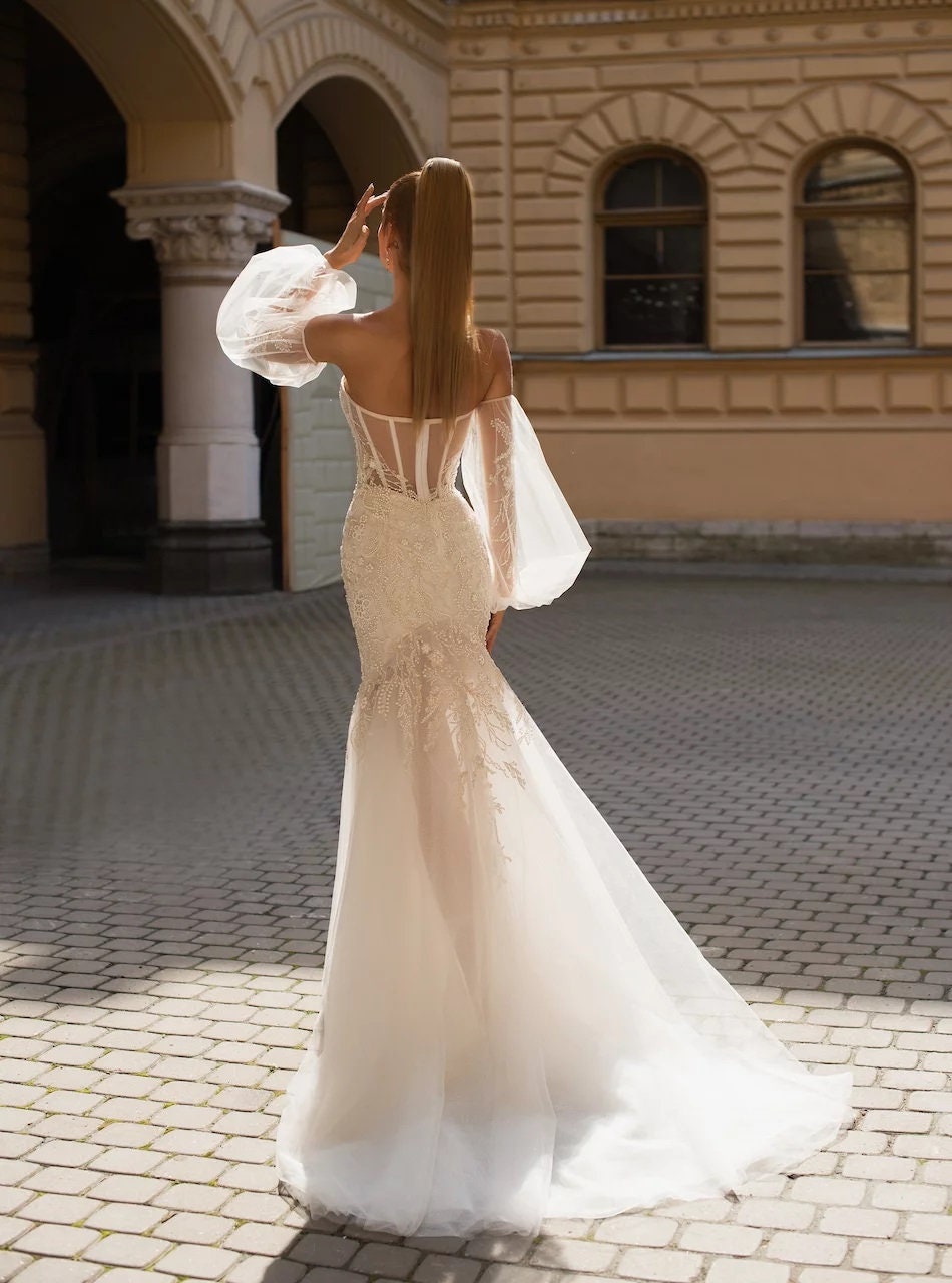 Lavinia A & M Enterprises Bridal Lavinia A & M Enterprises Bridal