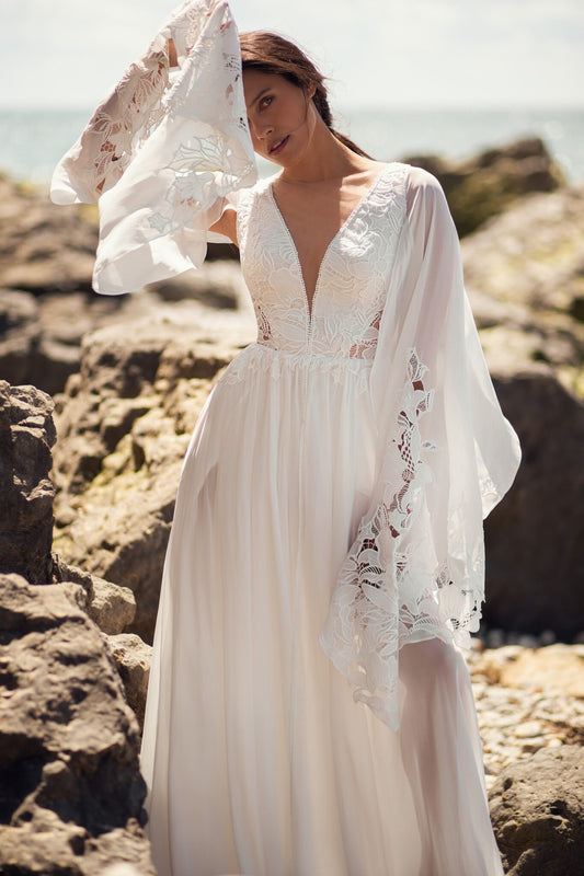 Beautiful Bohemian Beach Style Boho Lace Aline Long Full Bell Sleeves Sexy V Neckline Bodice Wedding Dress Bridal Gown Simple Chiffon Lace