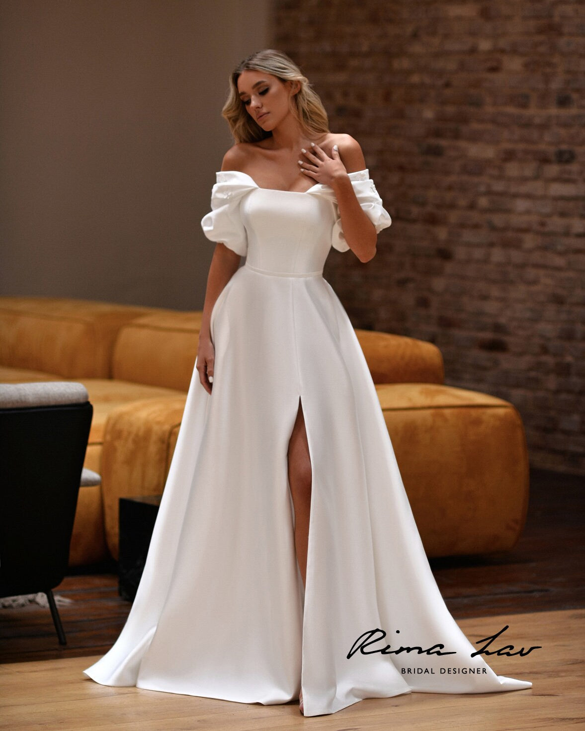 Beautiful Minimalist Off The Shoulder Straight Neckline 3D Flowers Wedding Dress Bridal Gowns Plus Size Short Train Simple Classic Design