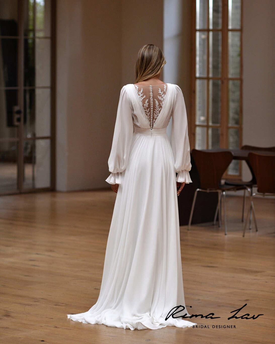 Beautiful Minimalist Long Sleeve Illusion V Neckline Chiffon Wedding Dress Bridal Gowns Plus Size Short Train Simple Classic Design