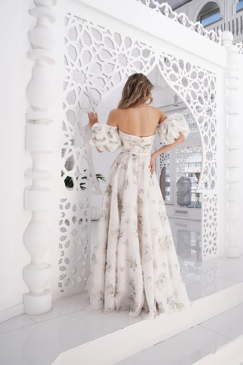 Romantic Floral Print Flower Design Sleeveless Strapless Straight Neckline Aline Wedding Dress Bridal Gown Off White Corset Open Back