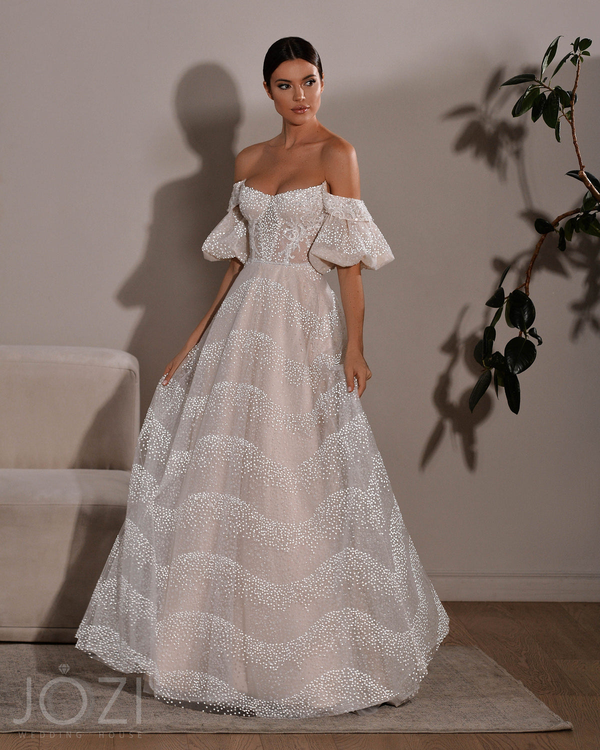 Beautiful Sparkle Unique Design Off The Shoulder Short Puff Sleeve A-Line Wedding Dress Bridal Gown Eye Catching Open Back Corset Lace Up