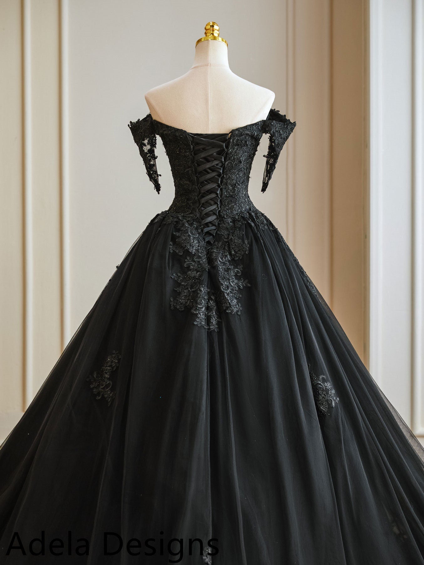 Gothic Black Ball Bridal Gown Wedding Dress Off The Shoulder Ball Gown Lace Train Unique Design Goth Bride