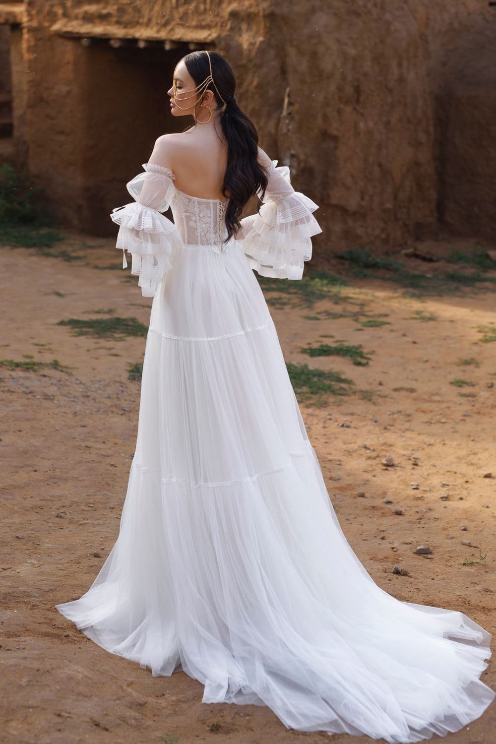 Romantic Modern Style Sweetheart Neckline Bustier Aline Wedding Dress Bridal Gown Sleeveless Detachable Long Sleeves Backless Corset Back