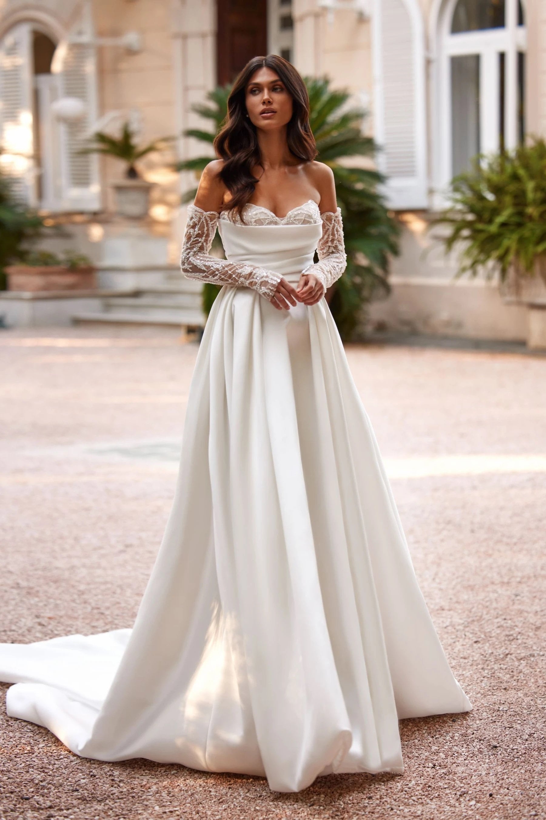 MERIANN A & M Enterprises Bridal MERIANN A & M Enterprises Bridal