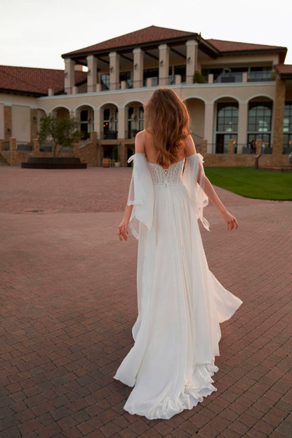 Boho Style Chiffon Wedding Dress Bridal Gown Sleeveless Detachable Sleeves Two Front Side Slits Open Back Corset Lace Up Lace Detail