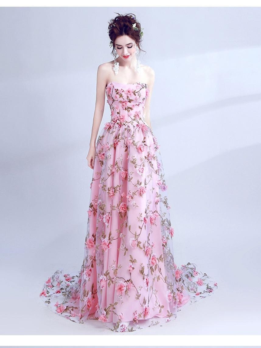 Romantic Pink Wedding Dress 3D Flowers Straight Neck Corset Back Bridal Gowns Colored Non White Aline Sleeveless Strapless with Train