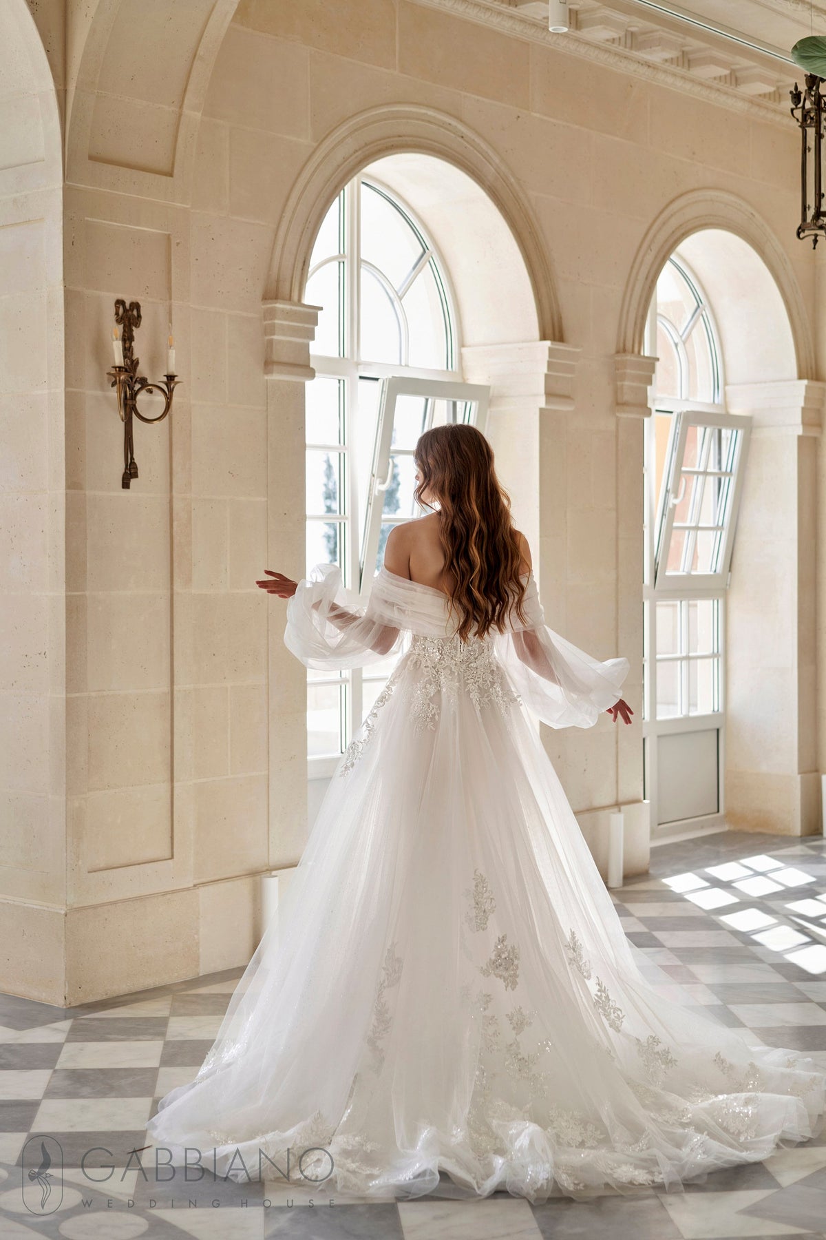 Transformer Aline Wedding Dress Detachable Sleeves Strapless Off the Shoulder Bridal Gown Bustier Sweetheart Neckline Open Back Backless
