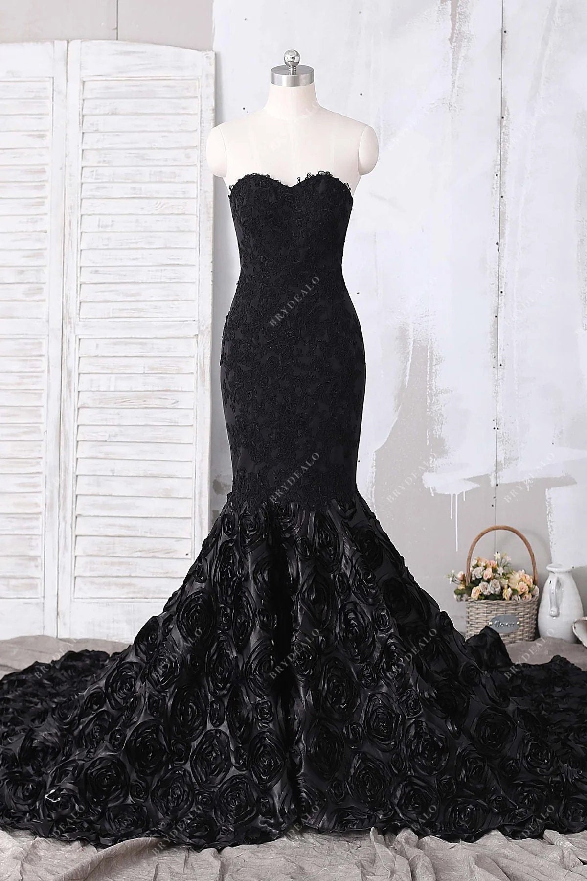 Sparkling Black Gothic Quinceanera Dresses With Appliques And Off Shoulder  Design Perfect For Prom, Sweet 15, And Gothic Occasions From Readygogo,  $209.05 | DHgate.Com
