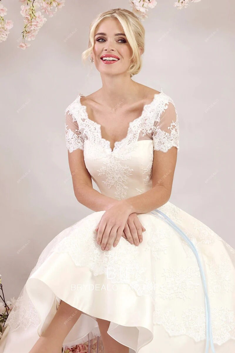 Elegant Satin V Neckline Lace Short Knee Length Bridal Dress Vintage Style Puffy Full Circle Aline Lace Skirt Wedding Dress Customizable