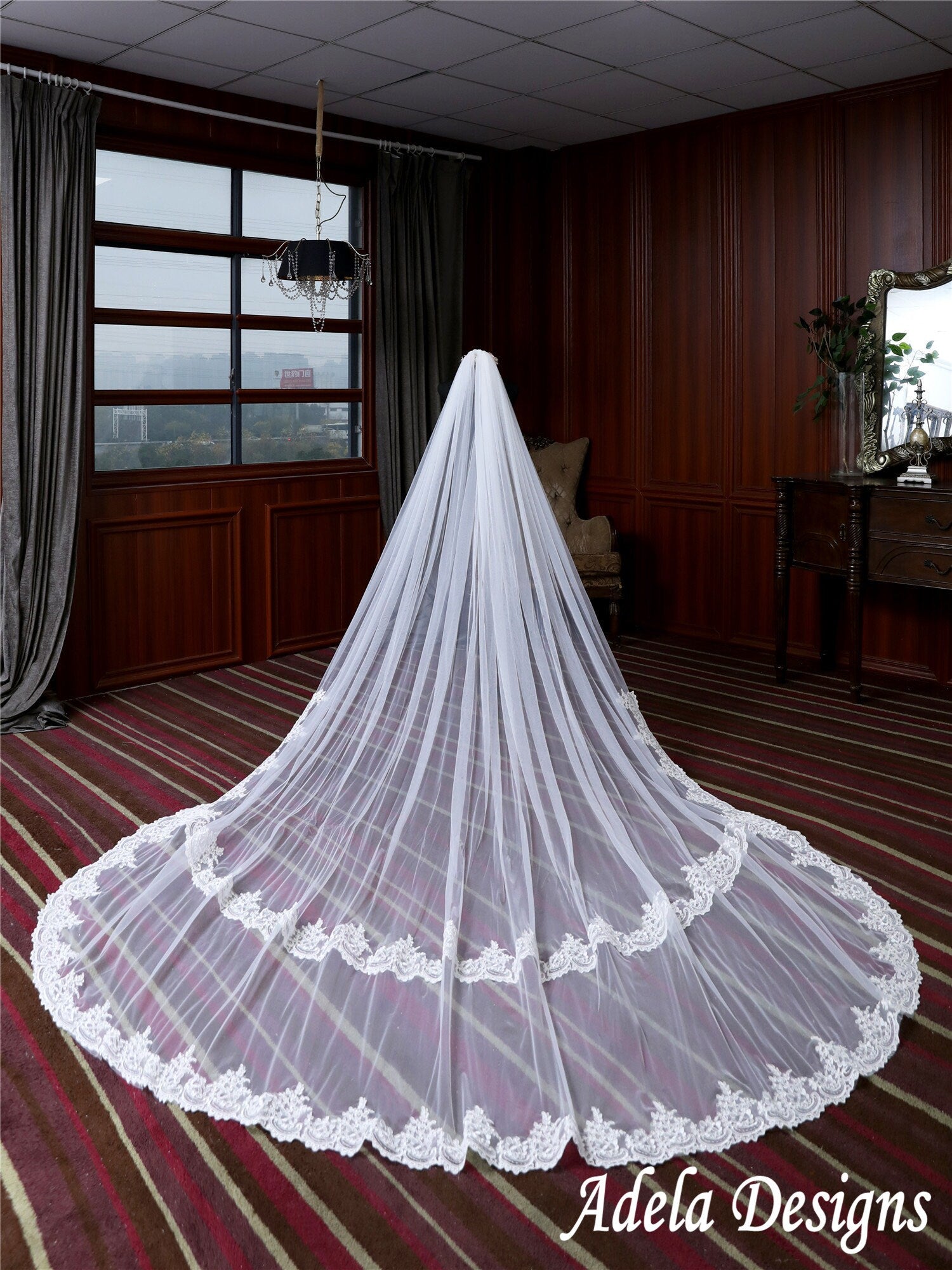 Lace Edge Bridal Veils Tulle Cathedral Wedding Veil Ivory White Comb Luxury 10 Feet 2 Tiers