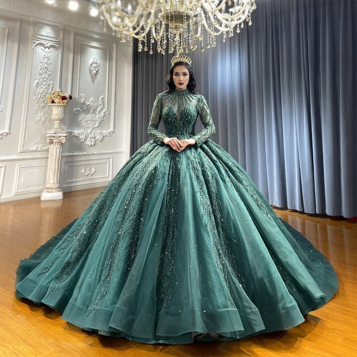 Luxury Emerald Green Long Sleeve Wedding Dress Bridal Gown Full Ball Gown Long Cathedral Train Full Dress High Illusion Collar Open Back