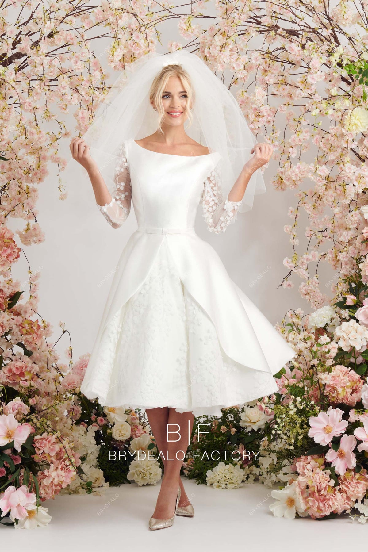 Elegant Satin Bateau Neckline Lace Short Tea Length Bridal Dress Vintage Style Puffy Aline Skirt Wedding Dress Boatneck Open Back Pockets
