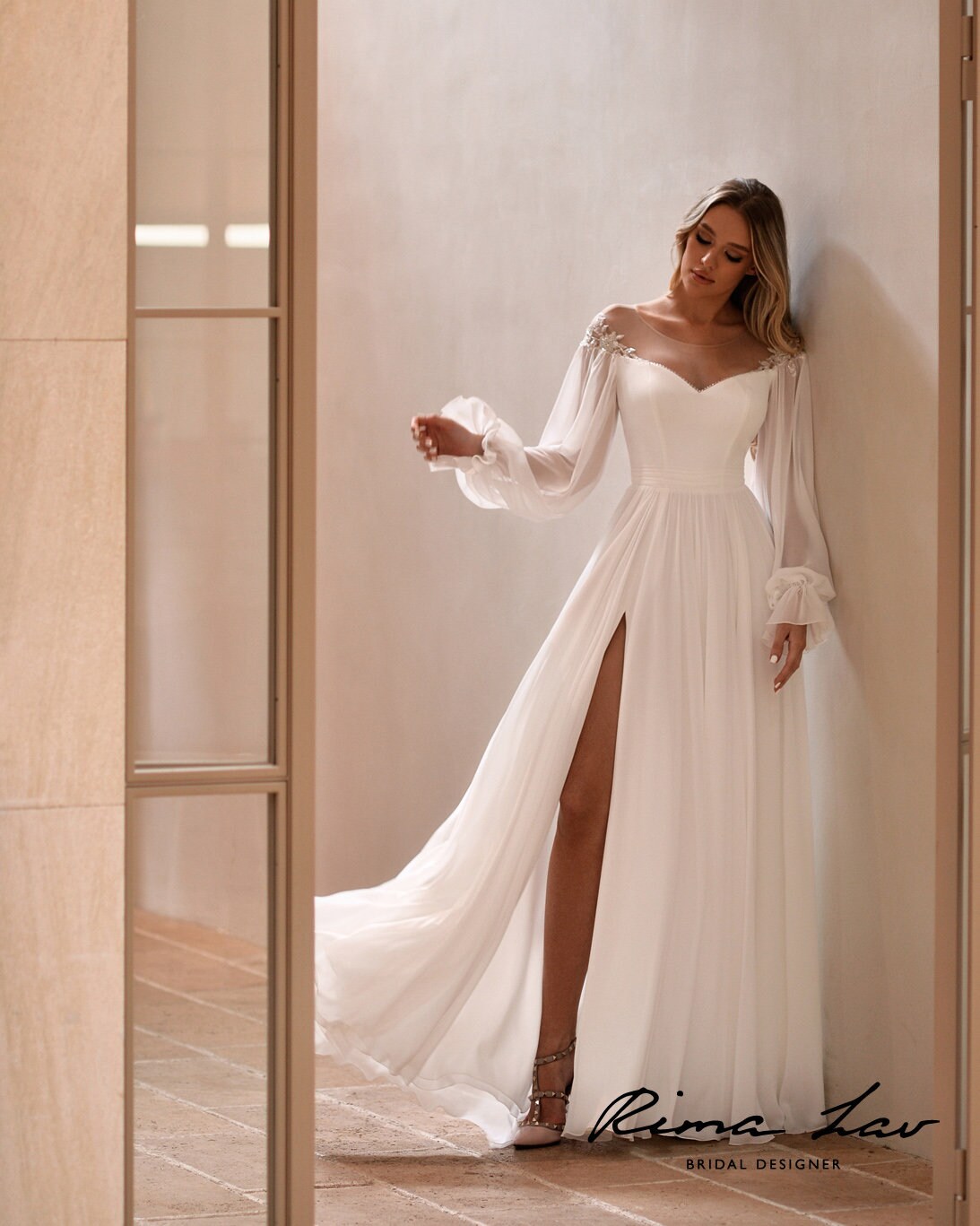Beautiful Minimalist Long Bishop Sleeve ALine Wedding Dress Bridal Gown Side Slit Illusion Sweetheart Neckline Plus Size Short Train